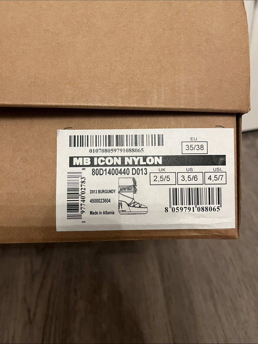 Moon Boot icon nylon. Size 35/38. Burgundy. New in box. - Picture 7 of 7
